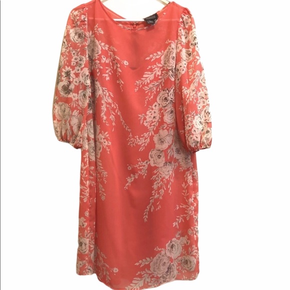 Adrianna Papell Dresses & Skirts - Beautiful Adrianna Papell pink floral dress